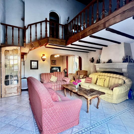  Annonces ARLES : Maison / Villa | ARLES (13200) | 300 m2 | 699 000 &euro; 