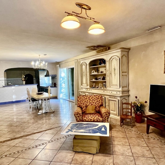  Annonces ARLES : Maison / Villa | ARLES (13200) | 300 m2 | 699 000 &euro; 