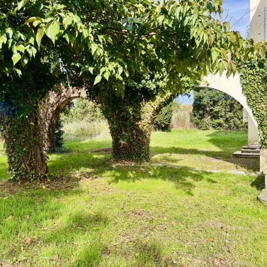  Annonces ARLES : Maison / Villa | BEAUCAIRE (30300) | 277 m2 | 565 000 &euro; 