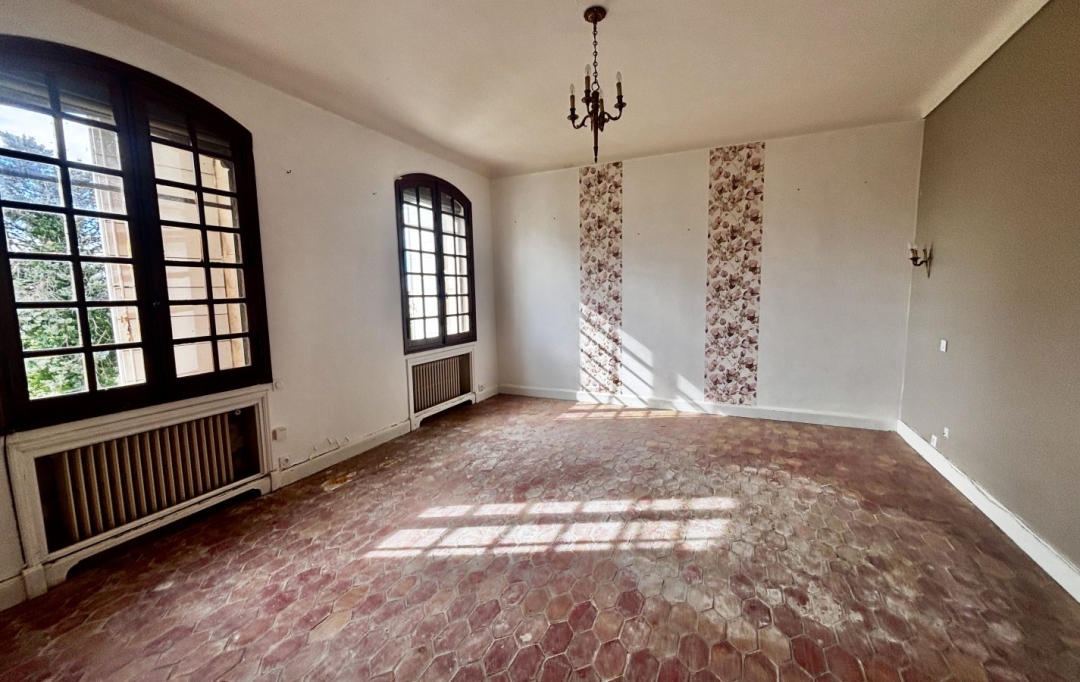 Annonces ARLES : Maison / Villa | BEAUCAIRE (30300) | 277 m2 | 565 000 &euro; 