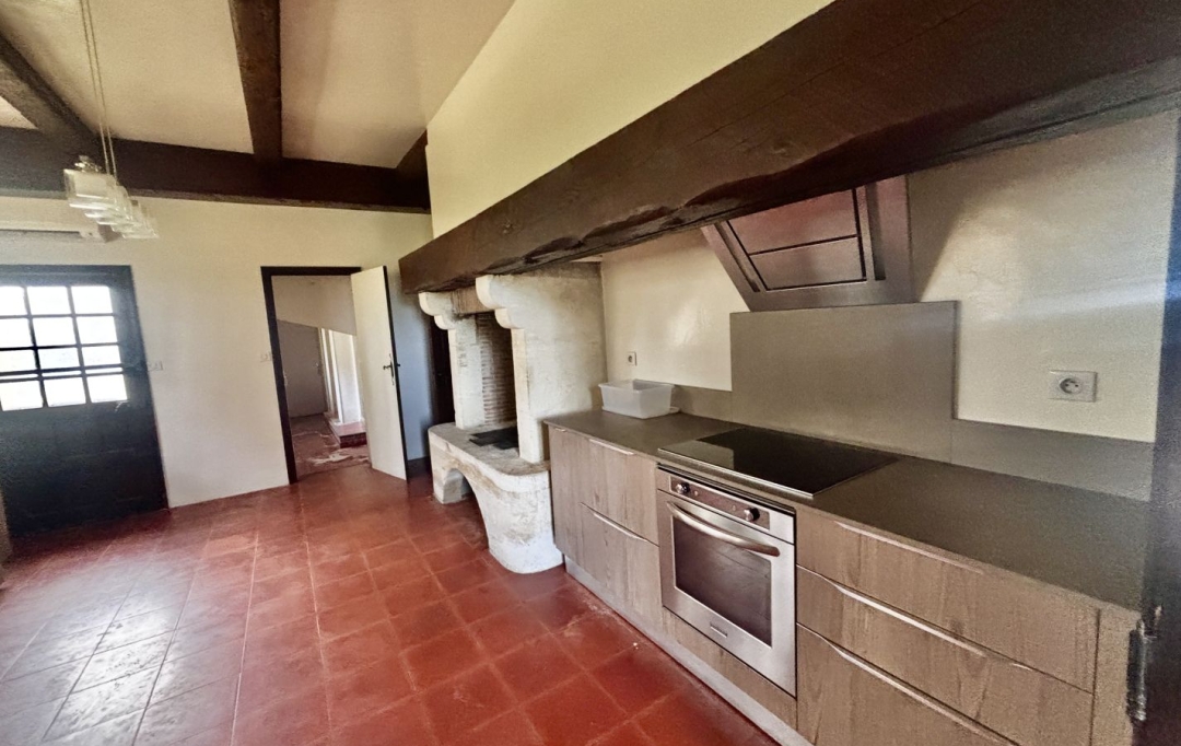 Annonces ARLES : Maison / Villa | BEAUCAIRE (30300) | 277 m2 | 565 000 &euro; 